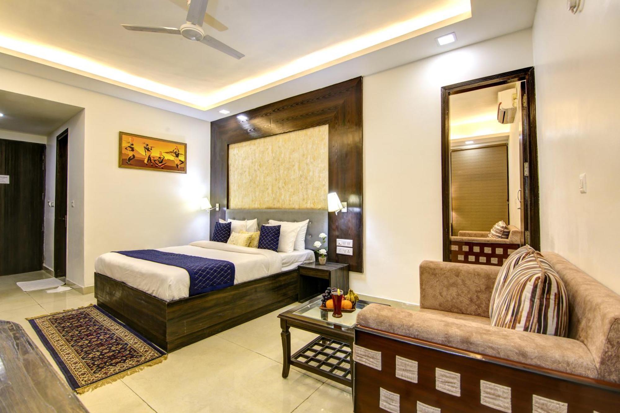 Hotel The Prithvi Near Delhi Airport 뉴델리 외부 사진