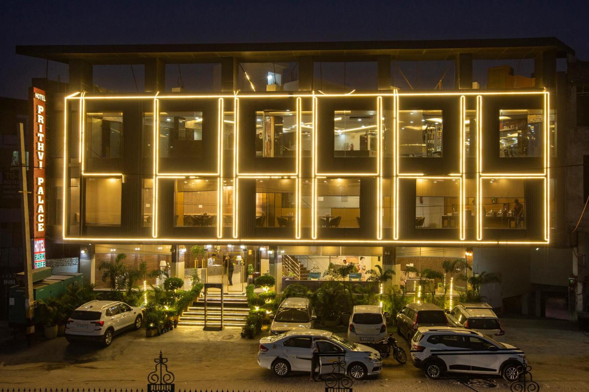 Hotel The Prithvi Near Delhi Airport 뉴델리 외부 사진