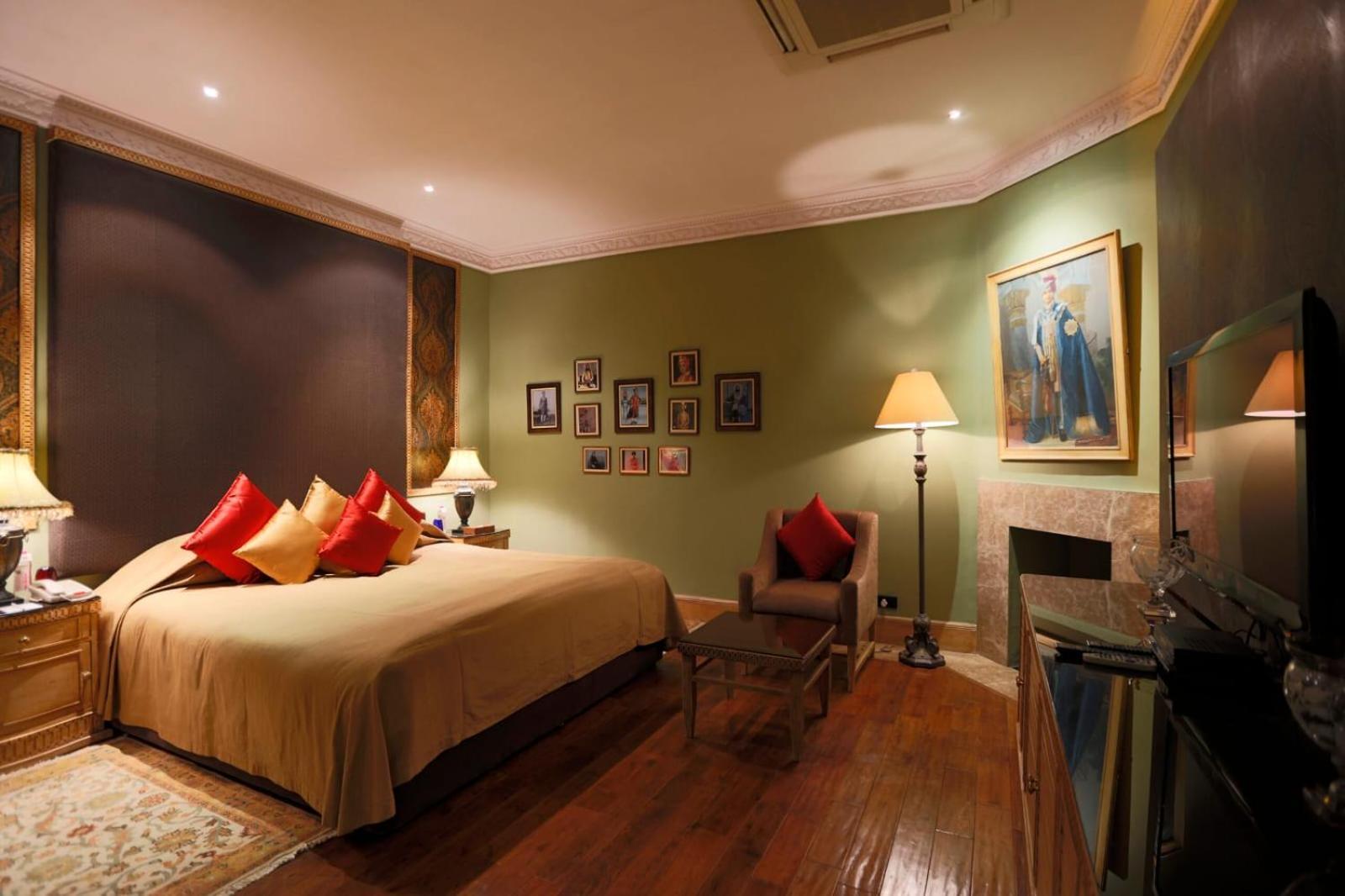 Hotel The Prithvi Near Delhi Airport 뉴델리 외부 사진
