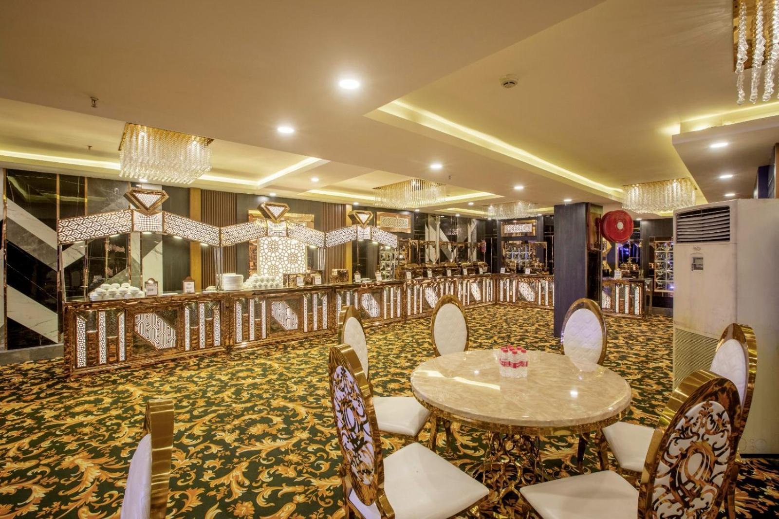 Hotel The Prithvi Near Delhi Airport 뉴델리 외부 사진